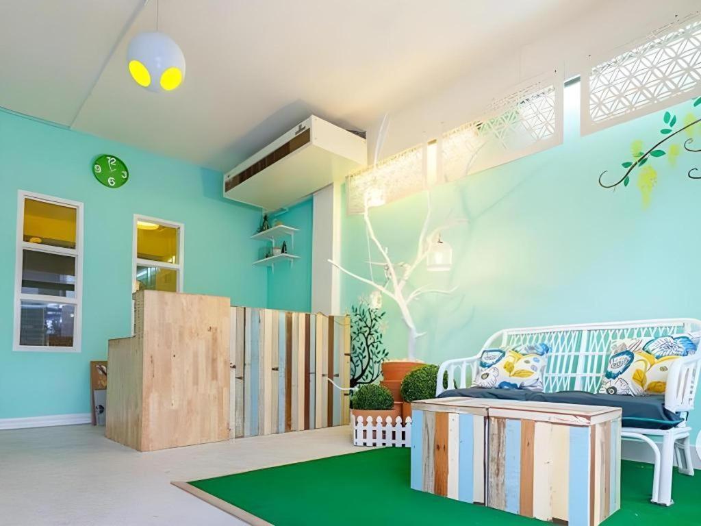 Kamin Bird Hostel Банкок Екстериор снимка