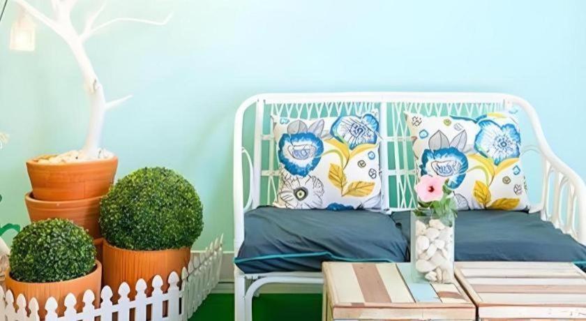 Kamin Bird Hostel Банкок Екстериор снимка